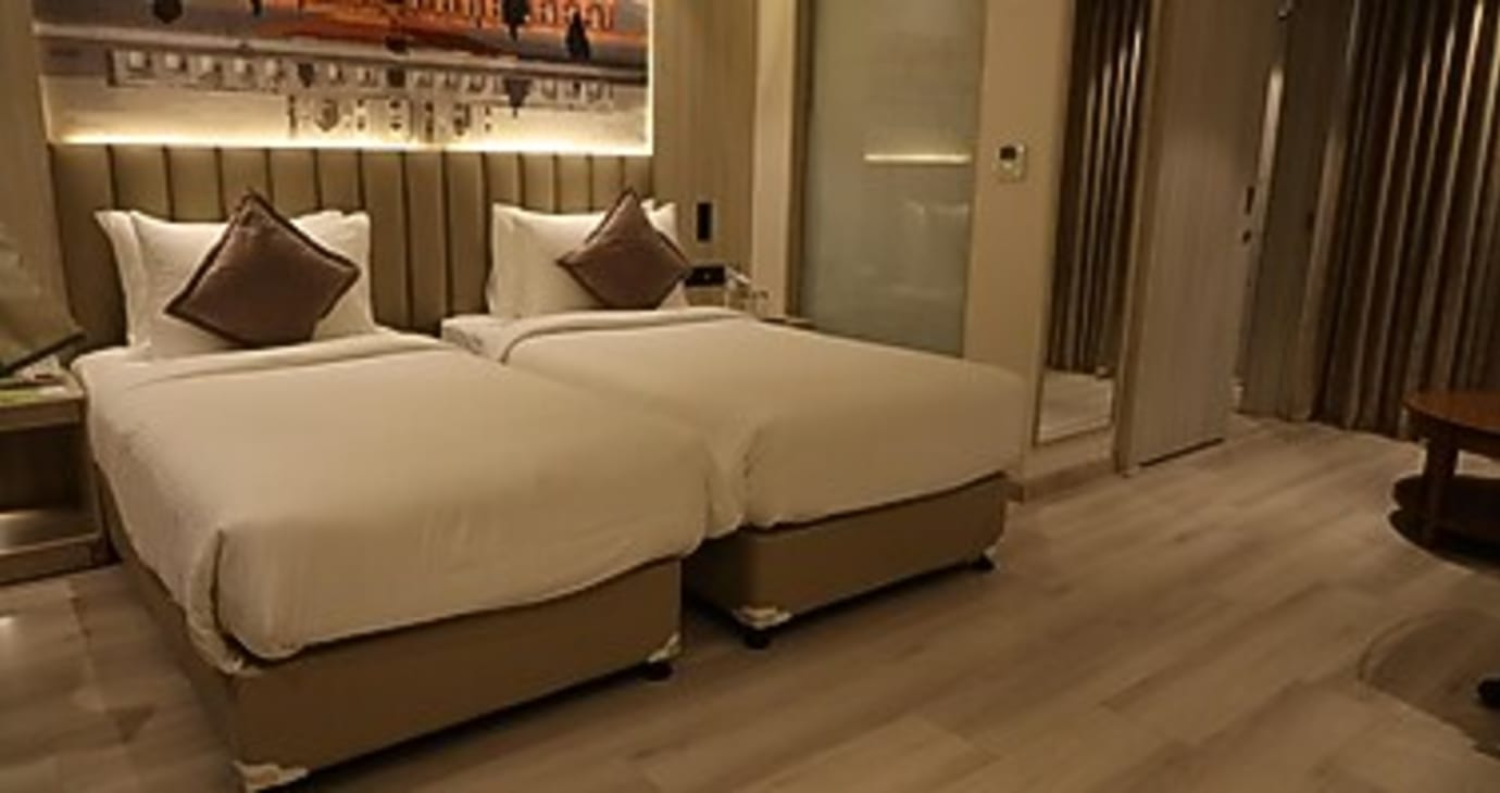 Club Twin Room With Balcony