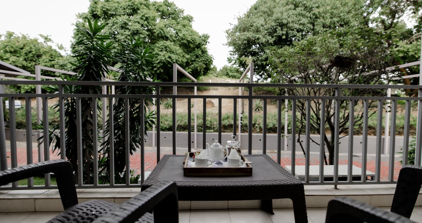 Luxury Garden View Suite