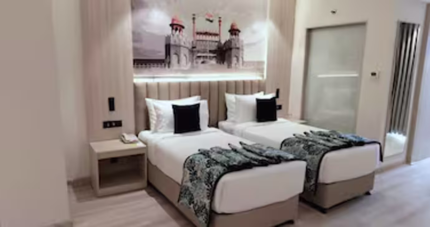 Club Twin Room With Balcony
