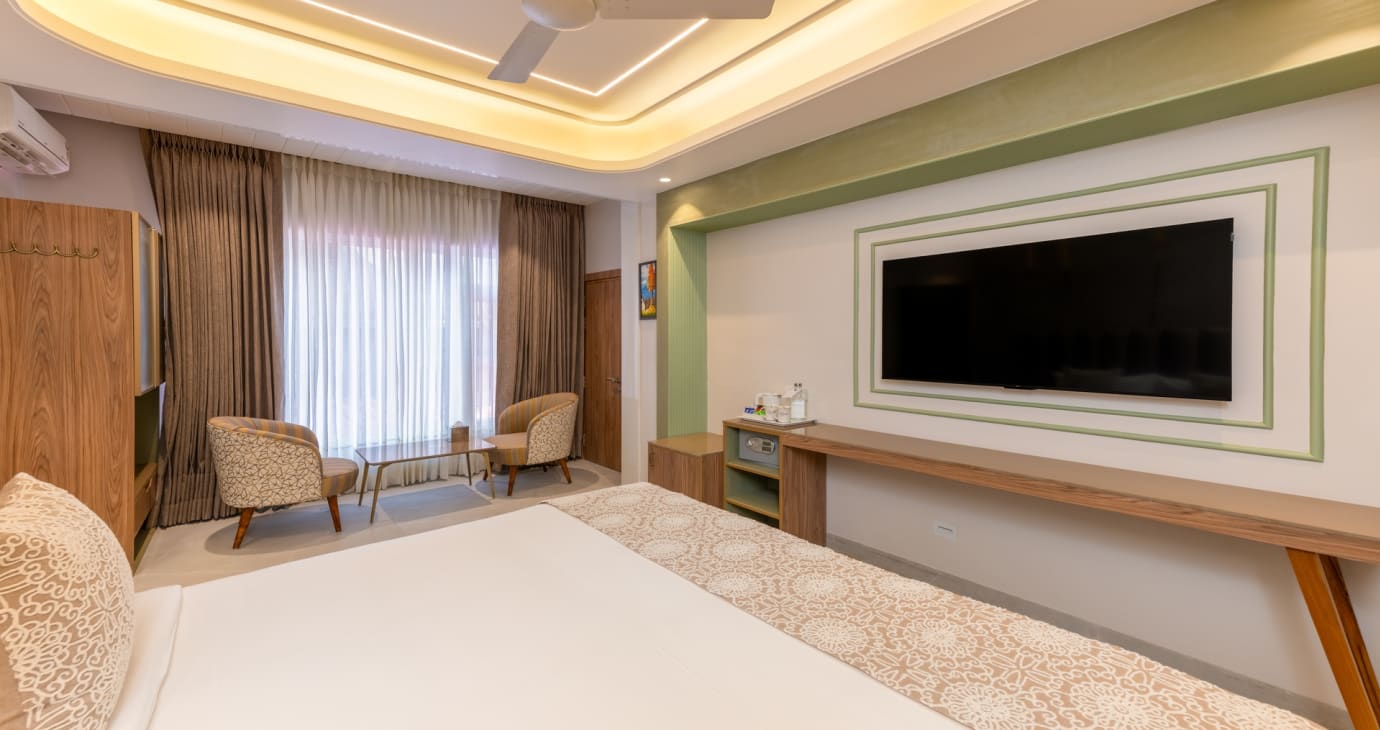 Deluxe King Room