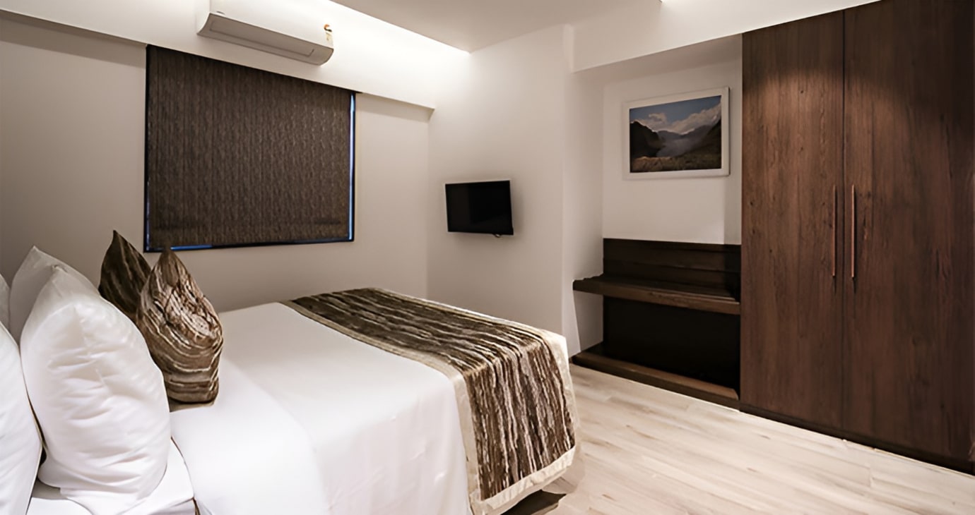 Executive Suite with Balcony