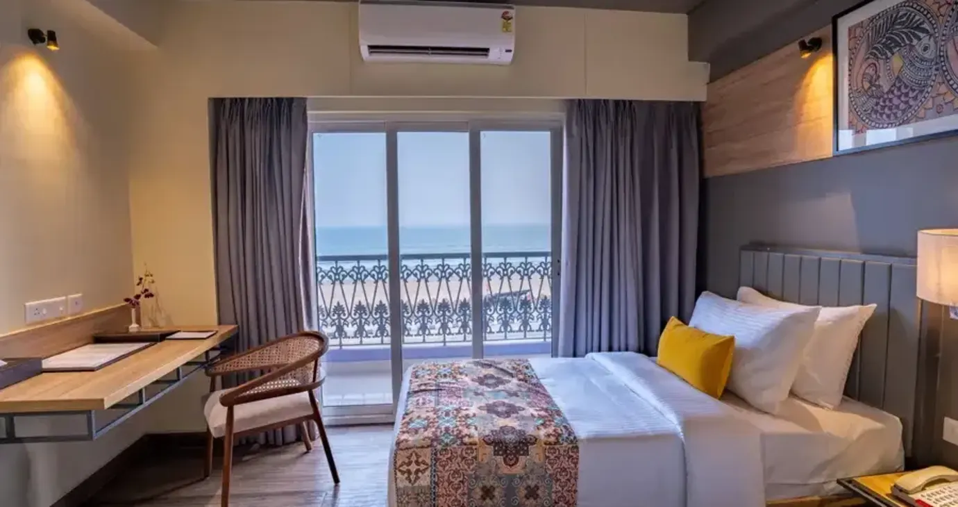 Executive Twin with Balcony Sea Facing