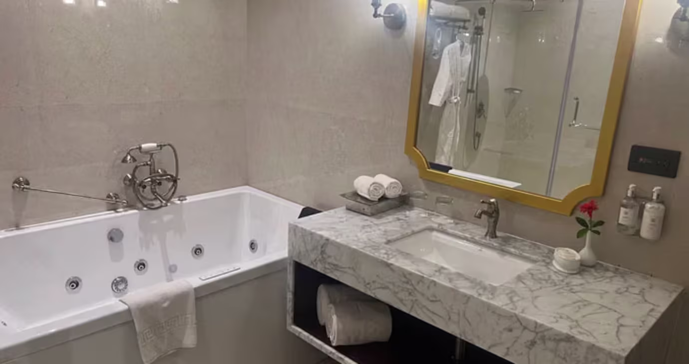 Royal Maharaja Suite with Jacuzzi and Balcony