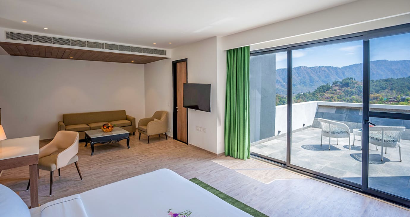 Rhodo Suites Room With Balcony