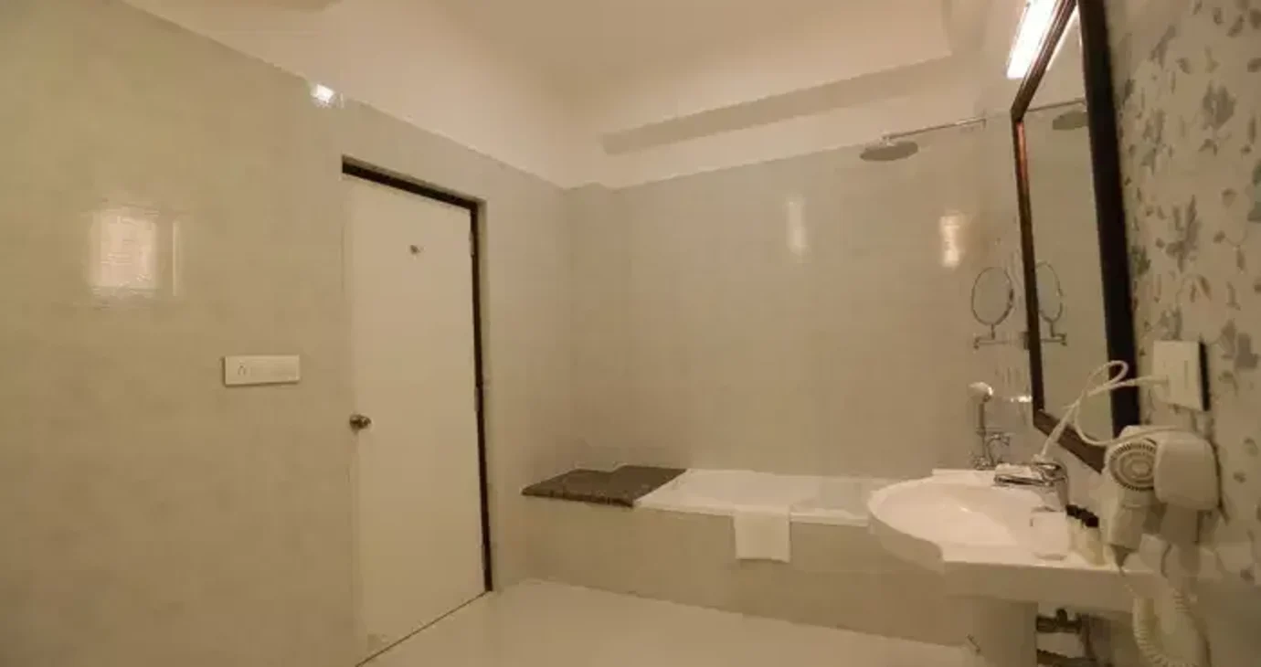 Luxury Suite