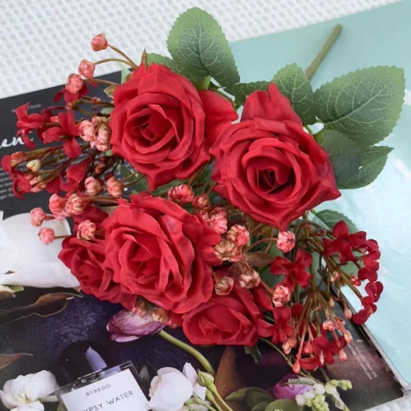 BKT 767 MERAH