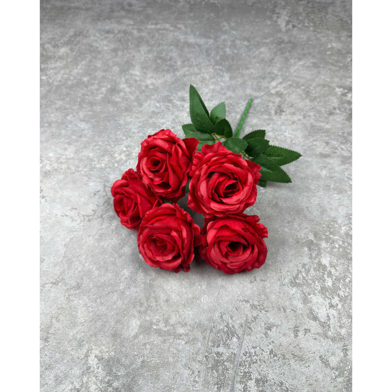 P136 Merah