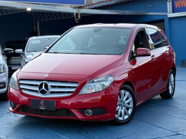 MERCEDES B200 1.6 TURBO 2013 AUTOMÁTICO