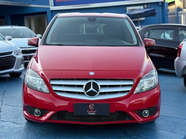 MERCEDES B200 1.6 TURBO 2013 AUTOMÁTICO