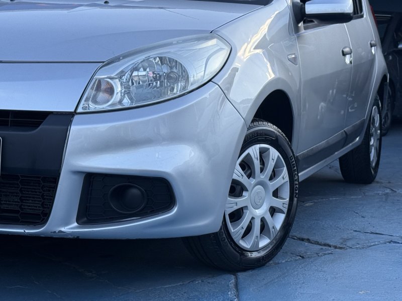 Sandero 1.0 2012 COMPLETO