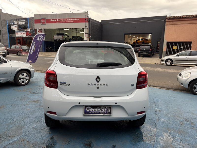 SANDERO EXPRESSION 1.6 2015 BRANCO COMPLETO