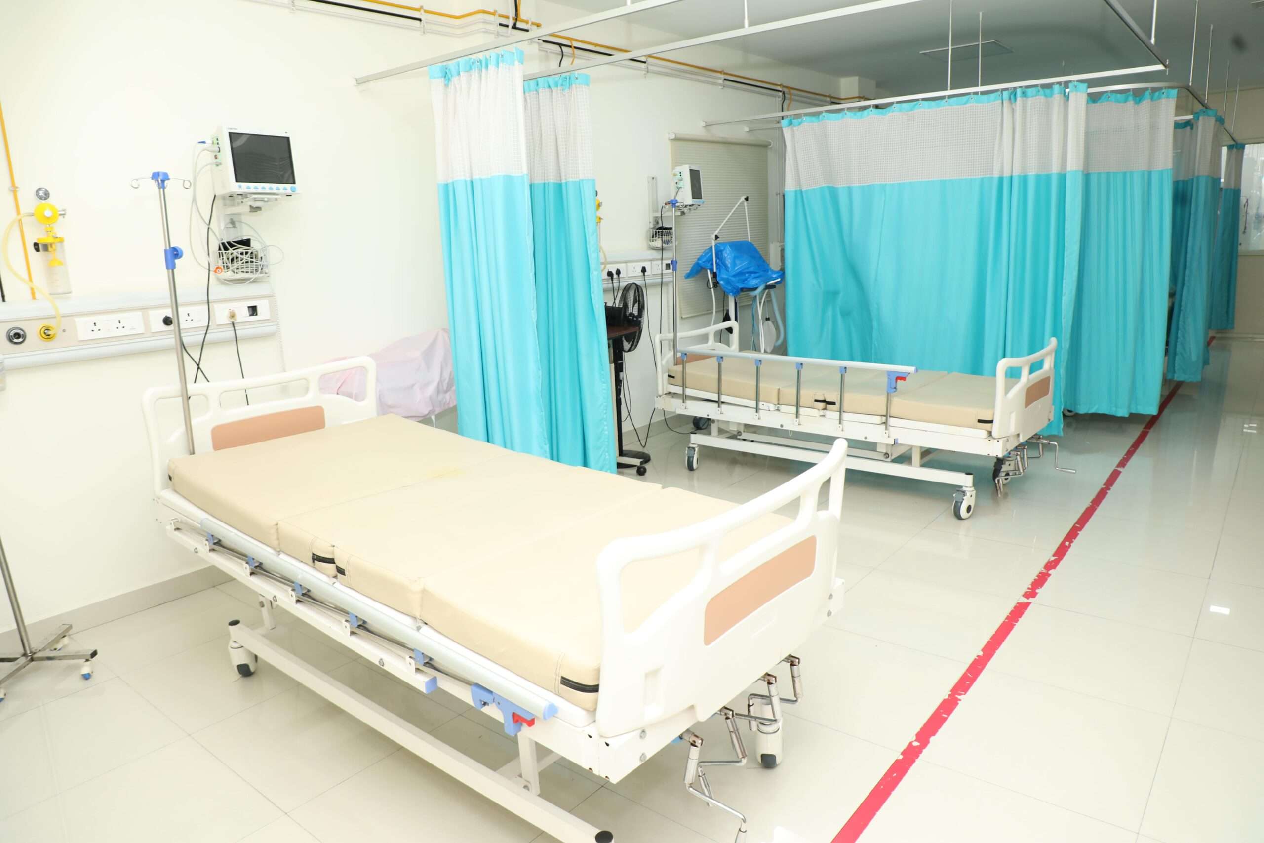 Supreme Hospital ICU Ward beds