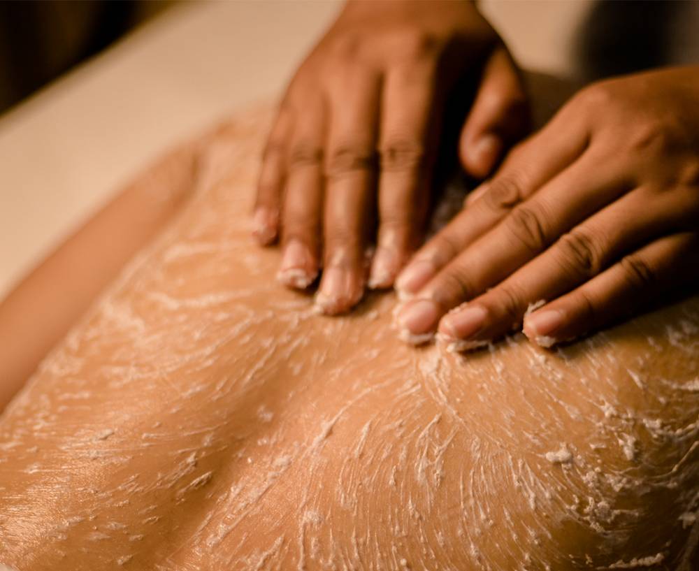 BODY SCRUB 30MNT
