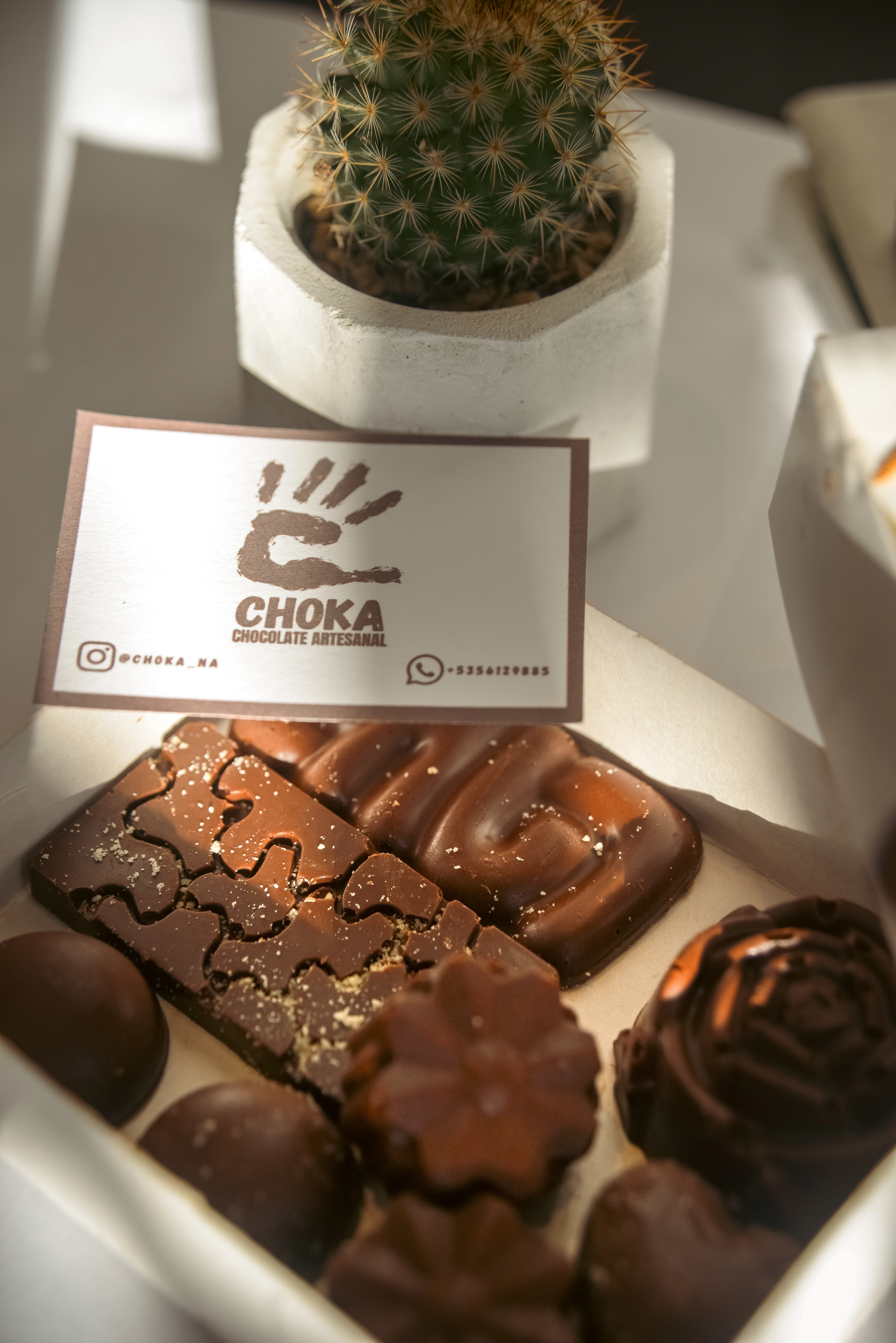 Chocolate artesanal vs industrial: ¿qué los diferencia realmente?
