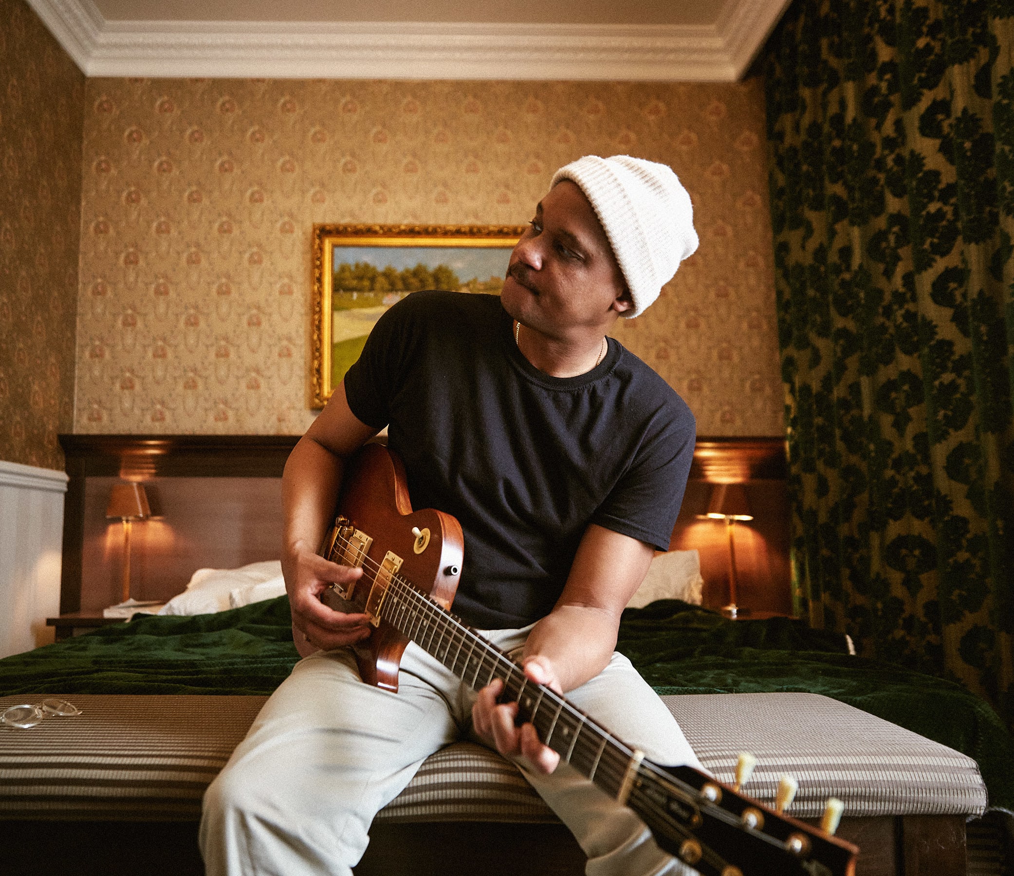 Going. | Son Little - Klub Jassmine