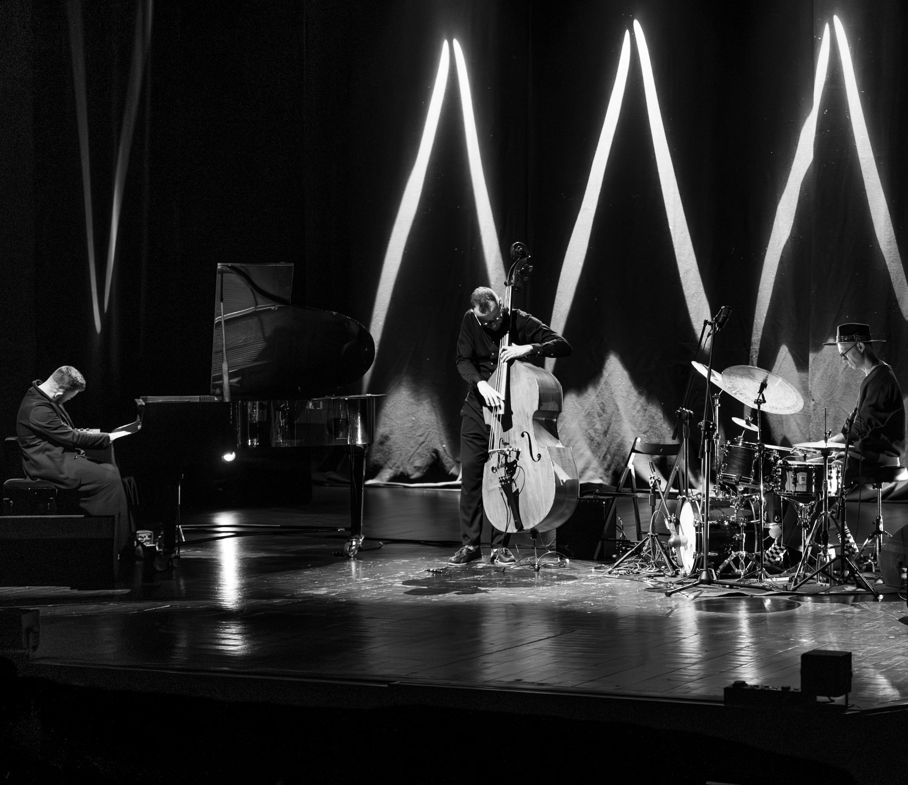 Going. | RGG feat. Adam Pierończyk & Tomasz Dąbrowski pres. Astigmatic - Klub Jassmine