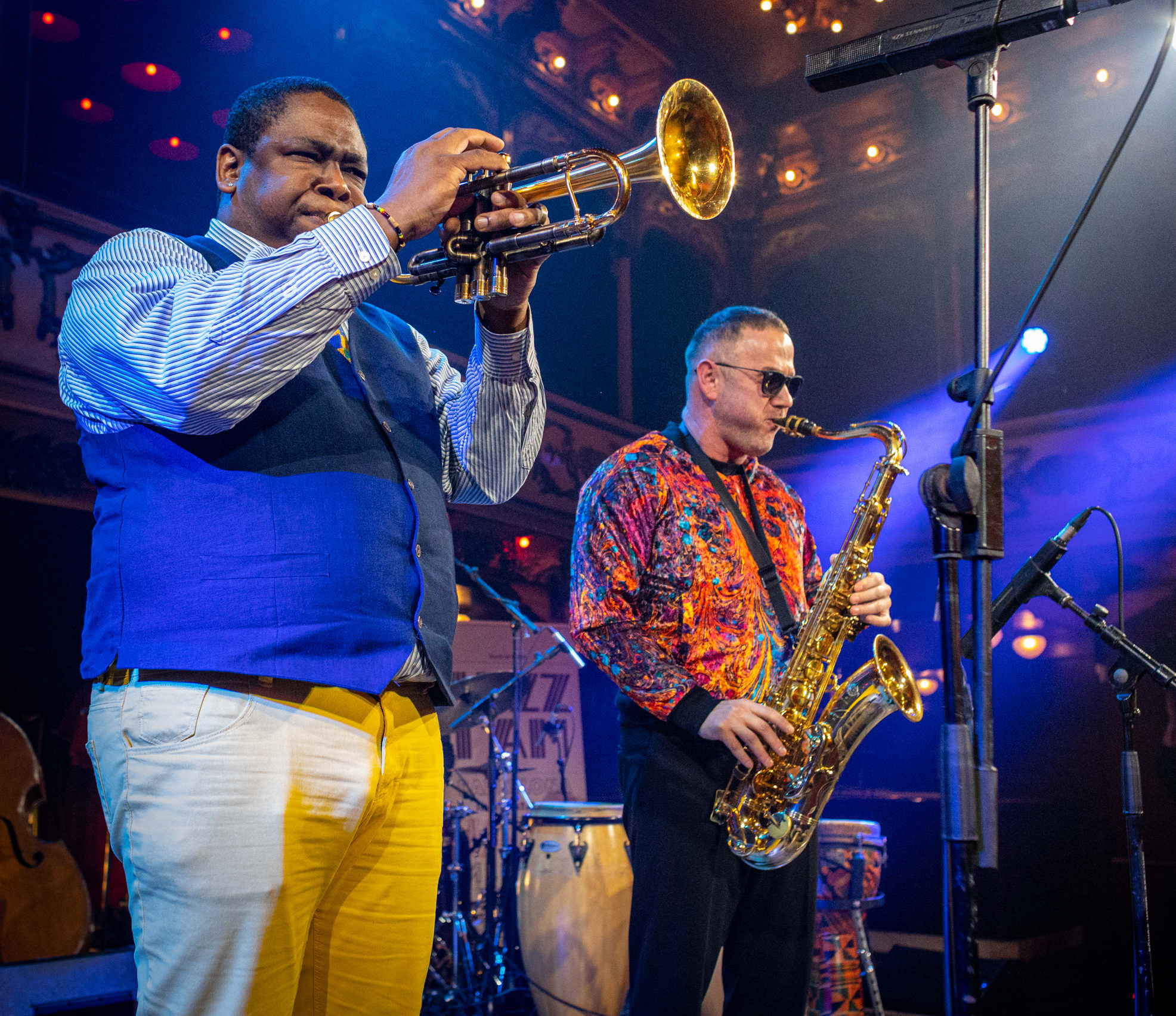Going. | Sylwester Ostrowski – Freddie Hendrix & Jazz Brigade - Klub Jassmine