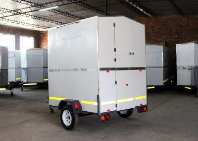 2.4m Mobile Food Trailer thumbnail 2