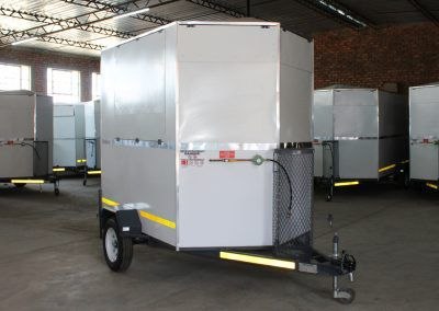 2.4m Mobile Food Trailer thumbnail 3