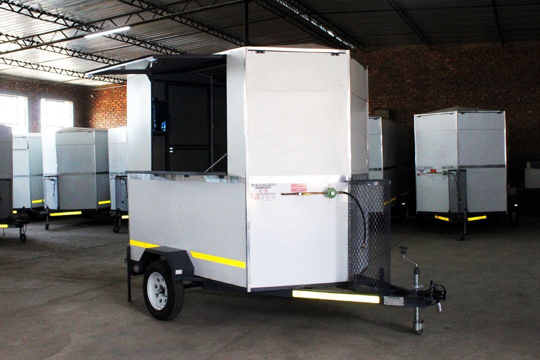 2.4m Mobile Food Trailer thumbnail 4