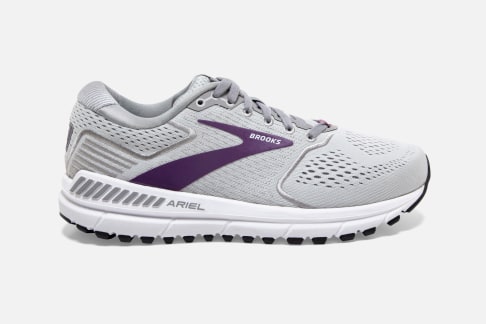 brooks walking shoes for women