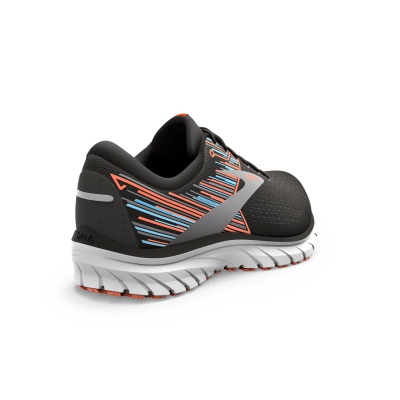 Defyance 12: Men's neutral running shoe