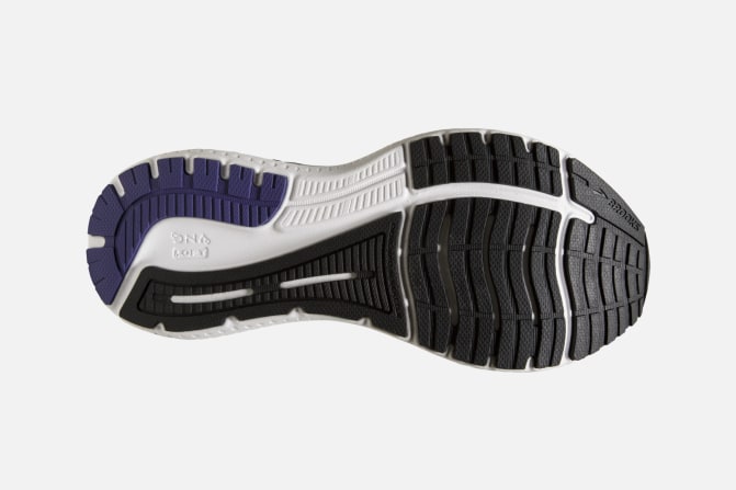 brooks gts 19 running shoes