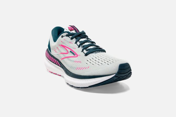 gts 19 brooks womens