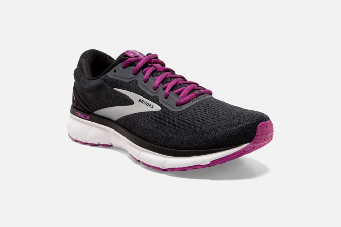 brooks trace shoes