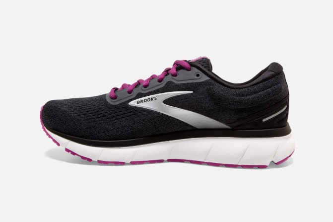 brooks trace womens
