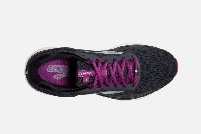 brooks trace shoes