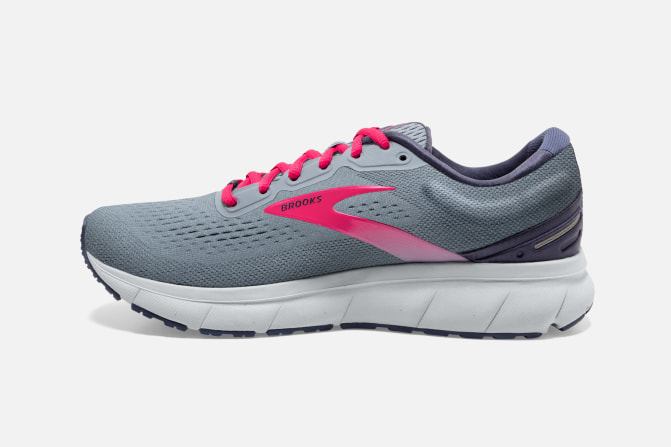 brooks running women