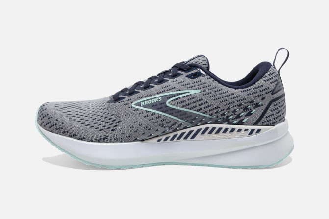 brooks levitate gts 5