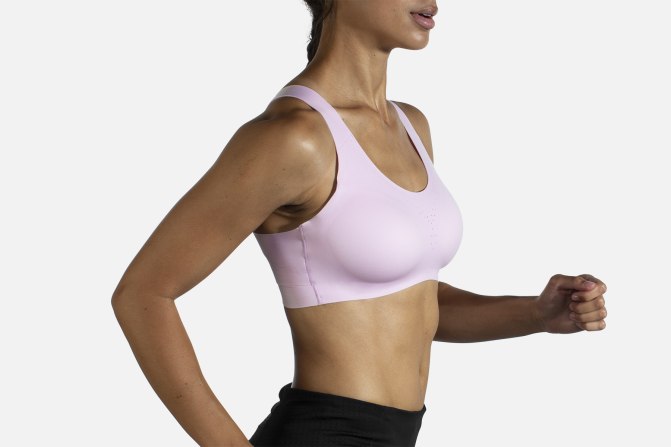 NEW BROOKS 'Dare' Crossback Run Sports Bra Size 32 C/D Orchid Haze