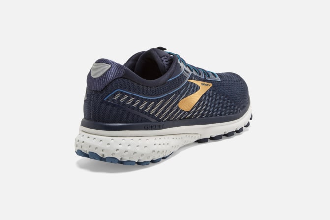 brooks ghost mens