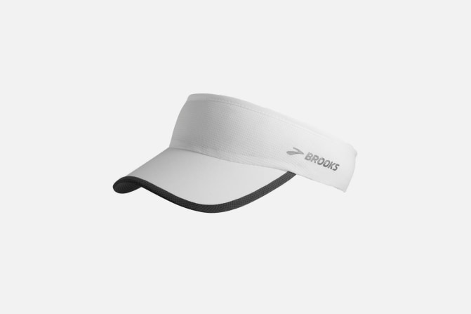 brooks run thru hat