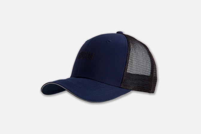 brooks discovery trucker hat