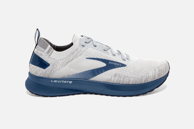 brooks men's levitate