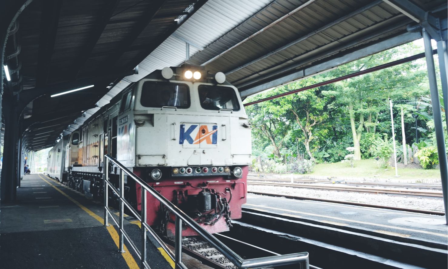 Infrastructure Train Passengers in Daop 9 Jember Surpass 22,000 During the 2026 May Day Holiday
