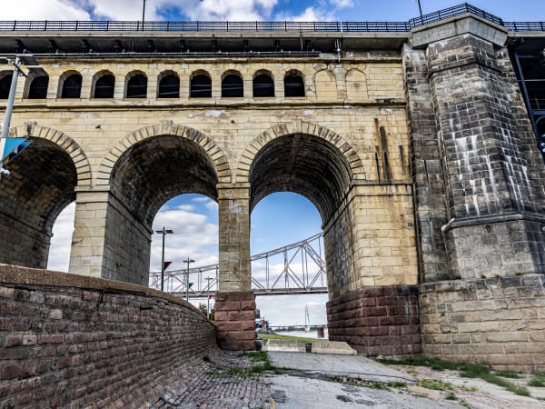 Eads Bridge