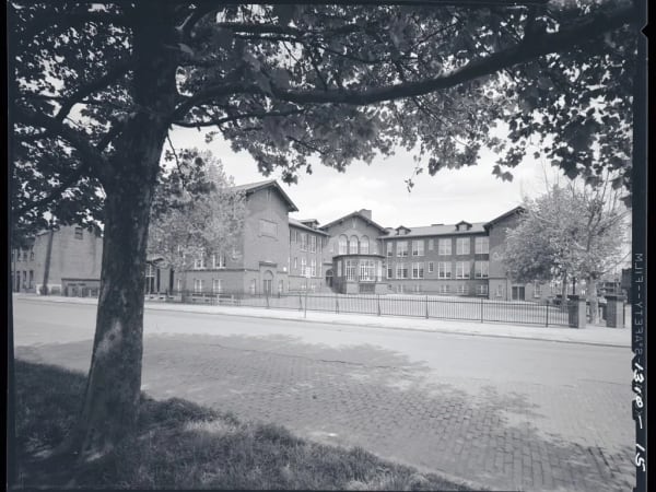 Carr School