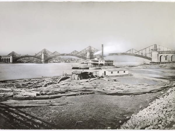 Eads Bridge under construction