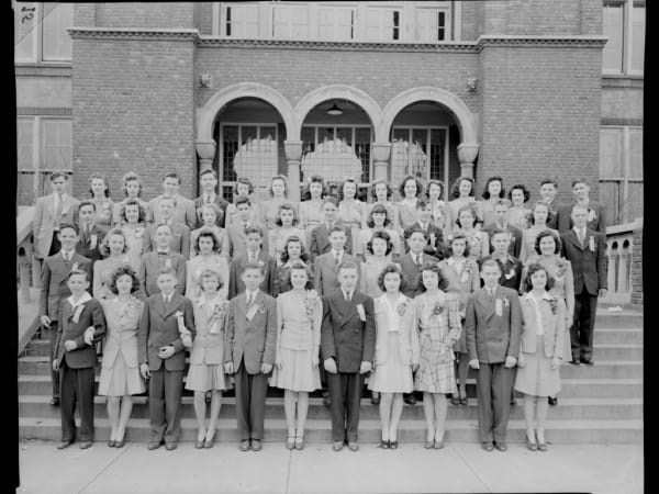 Fanning School: Graduates - January 1942