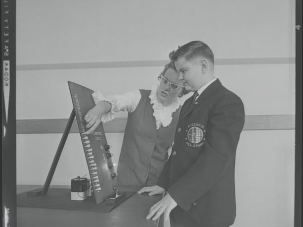 Eliot School: Computer