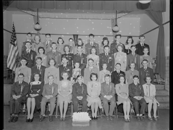 Gundlach School: Graduates - January 1943