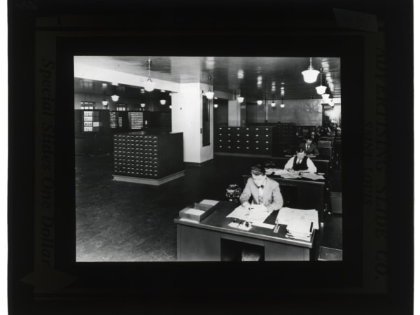 ST. LOUIS POLICE LANTERN SLIDES: OFFICE WORKERS