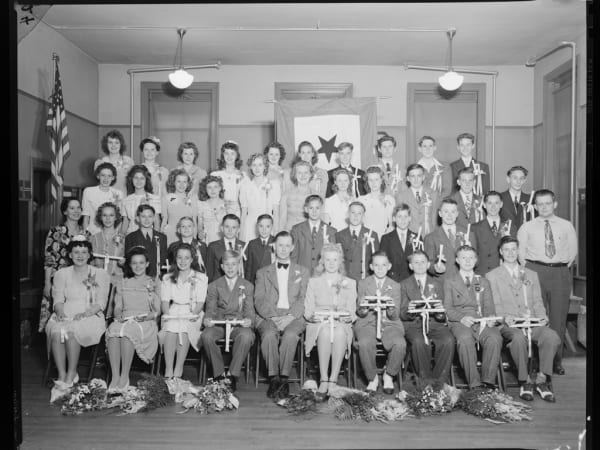 Ames School: Graduates - June 1943