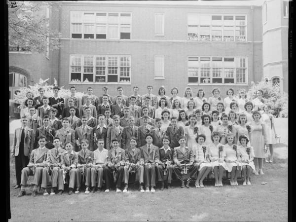 Hempstead School: Graduates - June 1943