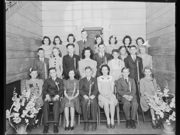 Lindenwood School: Graduates - January 1942