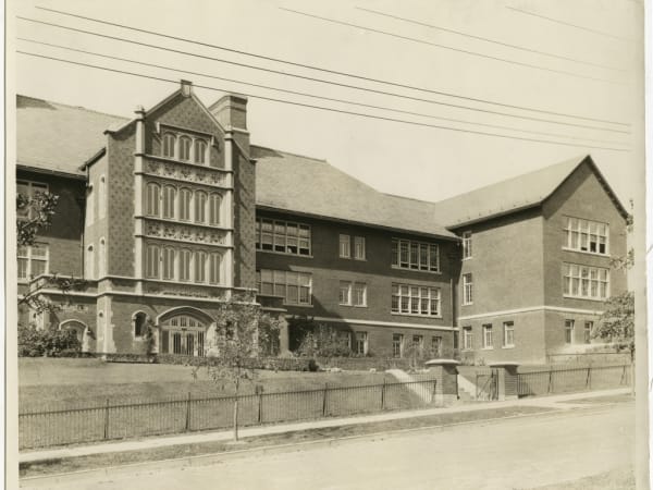 John J. Roe School, 1921 Prather Avenue